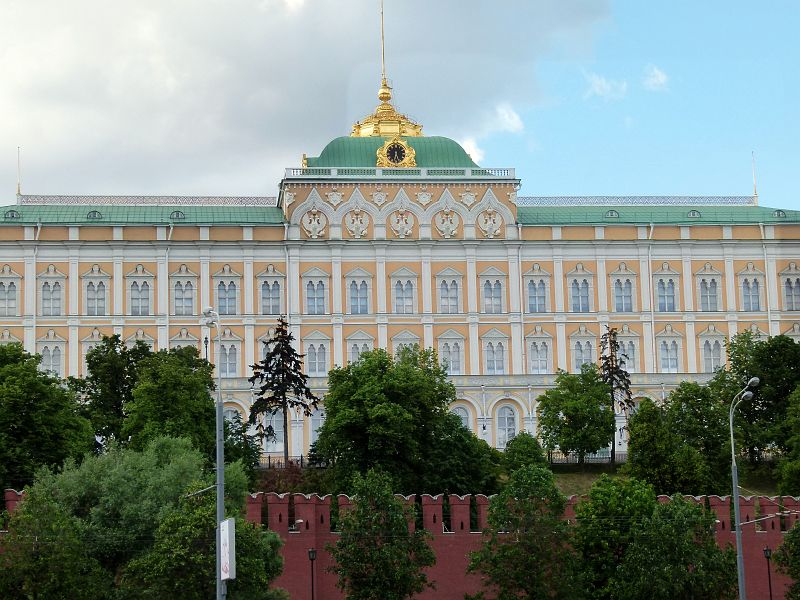 49 Kremlin vu de la Moskowa Grand palais.JPG